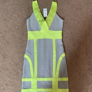 Bebe bodycon/bandage dress